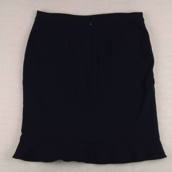 Ann Taylor Fully Lined Career Skirt Size 12 Petite in Black‎ w/ Ruffle Hem - Picture 2 of 13